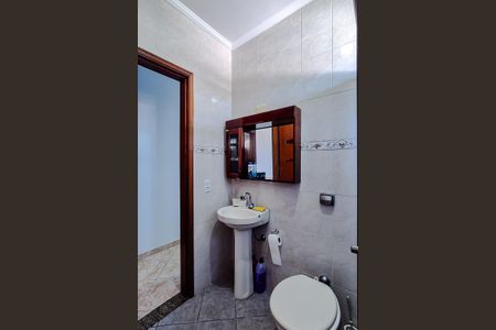 Casa à venda com 25m², 2 quartos e 2 vagasBanheiro