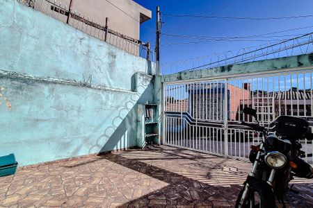 Casa à venda com 25m², 2 quartos e 2 vagasGaragem