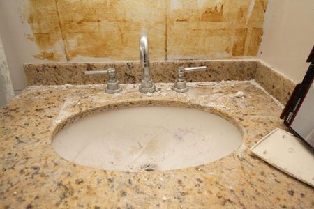 Apartamento para alugar com 75m², 3 quartos e 1 vaga Apartamento para alugar com 75m², 3 quartos e 1 vagaBanheiro da Suíte