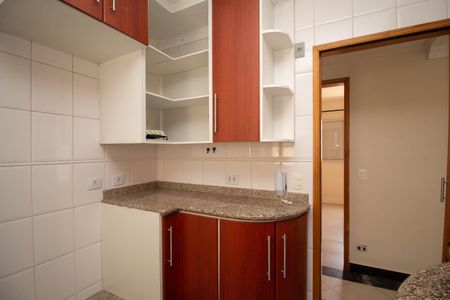 Apartamento para alugar com 75m², 3 quartos e 1 vaga Apartamento para alugar com 75m², 3 quartos e 1 vagaCozinha