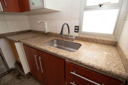 Apartamento para alugar com 75m², 3 quartos e 1 vaga Apartamento para alugar com 75m², 3 quartos e 1 vagaCozinha