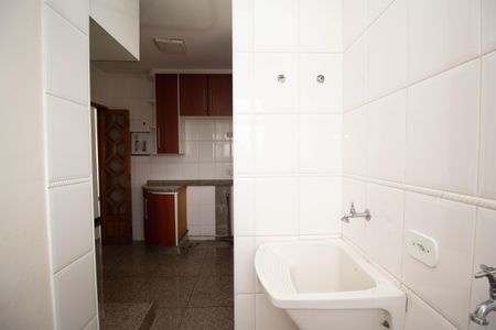 Apartamento para alugar com 75m², 3 quartos e 1 vaga Apartamento para alugar com 75m², 3 quartos e 1 vagaÁrea de Serviço