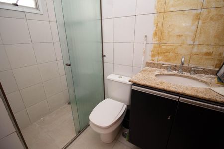 Apartamento para alugar com 75m², 3 quartos e 1 vaga Apartamento para alugar com 75m², 3 quartos e 1 vagaBanheiro da Suíte
