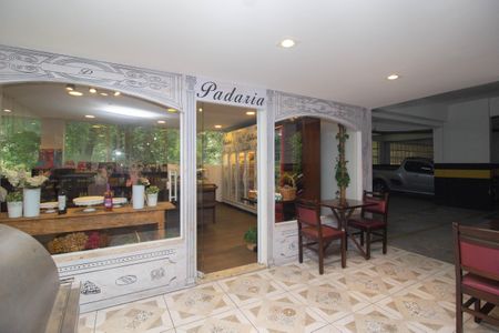 Apartamento para alugar com 75m², 3 quartos e 1 vaga Apartamento para alugar com 75m², 3 quartos e 1 vagaÁrea comum - Padaria