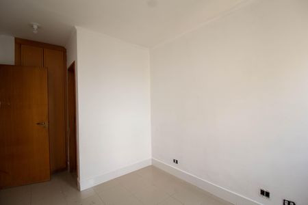 Apartamento para alugar com 75m², 3 quartos e 1 vaga Apartamento para alugar com 75m², 3 quartos e 1 vagaSuíte