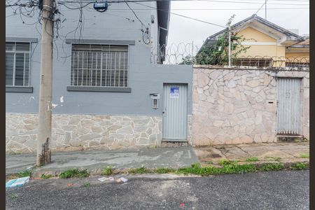 Studio para alugar com 25m², 1 quarto e sem vaga Studio para alugar com 25m², 1 quarto e sem vagaFachada