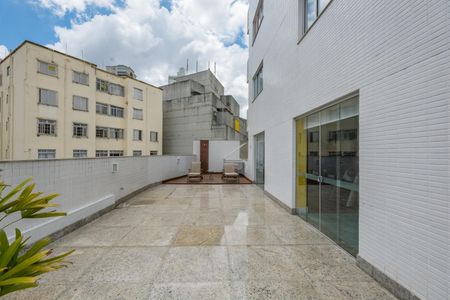 Apartamento para alugar com 37m², 1 quarto e 1 vagaÁrea comum