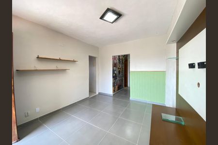 Sala de apartamento para alugar com 2 quartos, 110m² em Quintino Bocaiúva, Rio de Janeiro