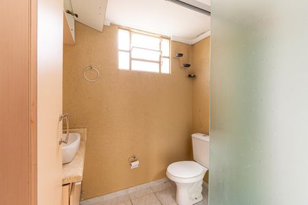 Apartamento para alugar com 44m², 2 quartos e sem vagaBanheiro