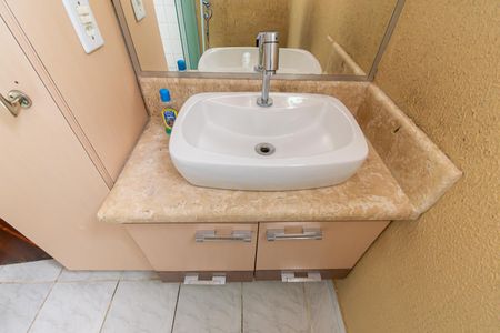 Apartamento para alugar com 44m², 2 quartos e sem vagaBanheiro