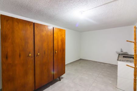 Apartamento para alugar com 30m², 1 quarto e sem vagaComodo 