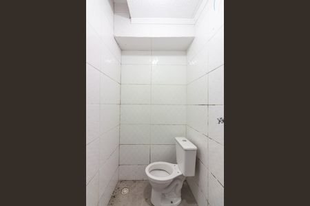 Banheiro de apartamento para alugar com 1 quarto, 30m² em Novo Osasco, Osasco