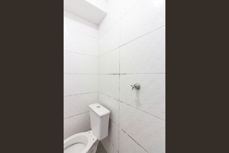 Banheiro de apartamento para alugar com 1 quarto, 30m² em Novo Osasco, Osasco