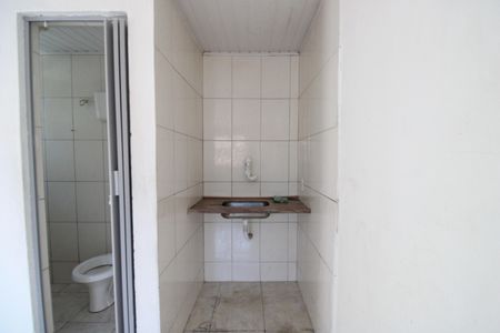 Cozinha de kitnet/studio para alugar com 1 quarto, 25m² em Taquara, Rio de Janeiro