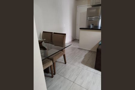 Sala de apartamento à venda com 3 quartos, 56m² em Jardim Cocaia, Guarulhos