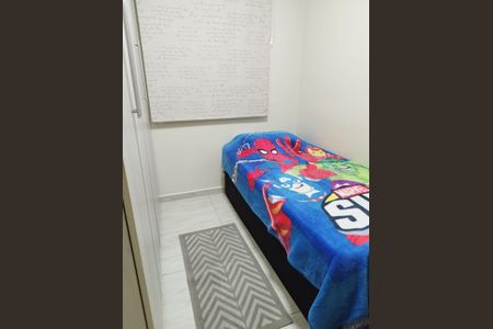 Quarto de apartamento à venda com 3 quartos, 56m² em Jardim Cocaia, Guarulhos