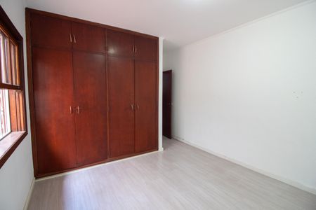 Casa à venda com 139m², 3 quartos e 2 vagasQuarto 3