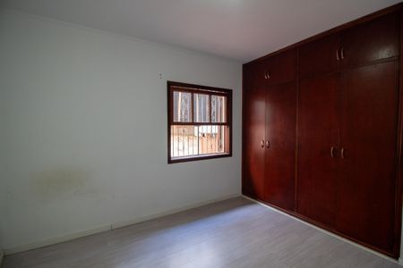 Casa à venda com 139m², 3 quartos e 2 vagasQuarto 3