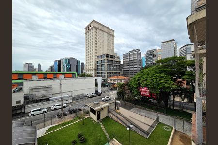 Apartamento para alugar com 54m², 1 quarto e 1 vagaVista