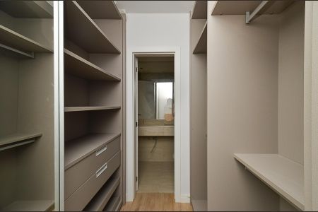 Apartamento à venda com 98m², 3 quartos e 2 vagas Apartamento à venda com 98m², 3 quartos e 2 vagasCloset Suíte