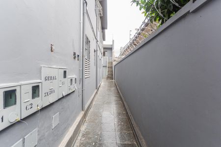 Studio para alugar com 25m², 1 quarto e sem vaga Studio para alugar com 25m², 1 quarto e sem vagaEntrada