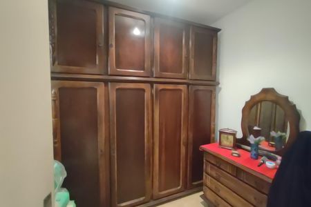 Casa à venda com 128m², 2 quartos e 1 vagaEscritório