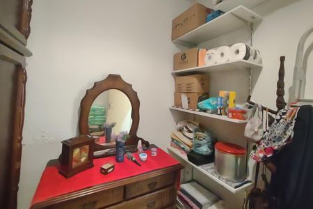 Casa à venda com 128m², 2 quartos e 1 vagaEscritório