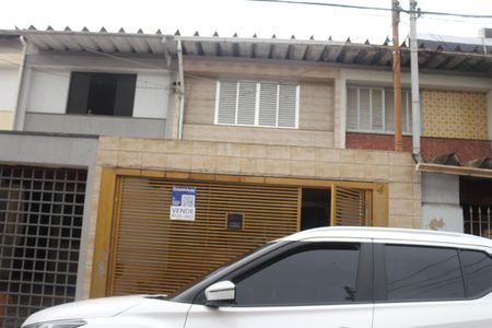 Casa à venda com 128m², 2 quartos e 1 vagaFachada
