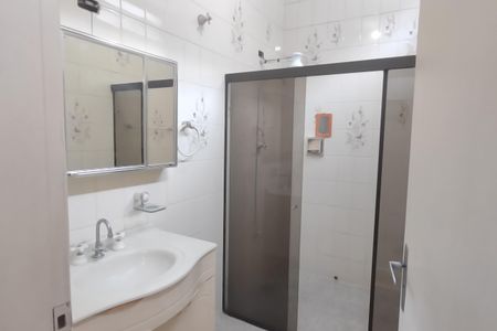 Casa à venda com 128m², 2 quartos e 1 vagaBanheiro 1