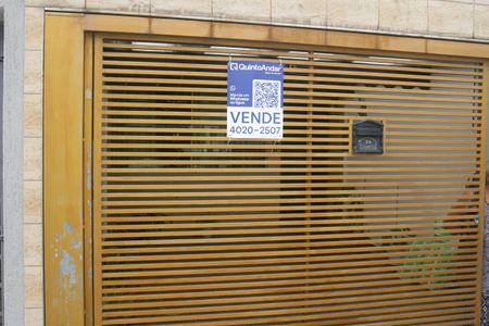 Casa à venda com 128m², 2 quartos e 1 vagaPlaquinha