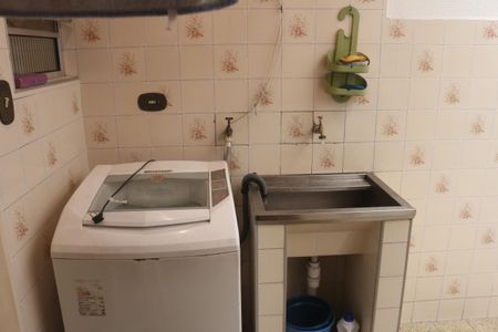 Casa à venda com 128m², 2 quartos e 1 vagaÁrea de Serviço