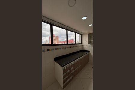 Apartamento à venda com 144m², 3 quartos e 2 vagasCozinha