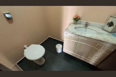 Apartamento à venda com 144m², 3 quartos e 2 vagasLavabo