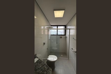Apartamento à venda com 144m², 3 quartos e 2 vagasBanheiro da Suíte