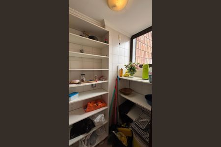 Apartamento à venda com 144m², 3 quartos e 2 vagasÁrea de Serviço - despensa