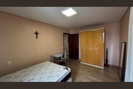 Apartamento à venda com 144m², 3 quartos e 2 vagasQuarto 2