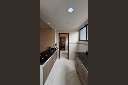 Apartamento à venda com 144m², 3 quartos e 2 vagasCozinha