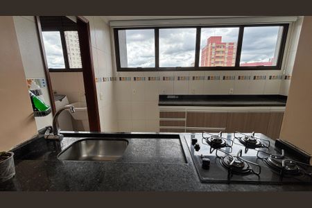 Apartamento à venda com 144m², 3 quartos e 2 vagasCozinha