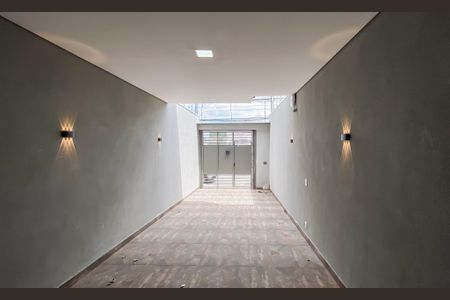 Casa à venda com 143m², 3 quartos e 2 vagasGaragem