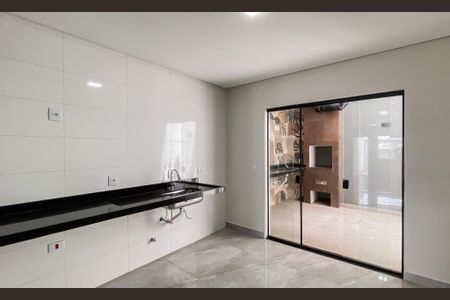 Casa à venda com 143m², 3 quartos e 2 vagasCozinha