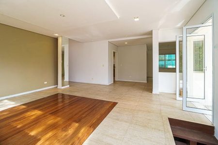 Foto 04 de casa à venda com 5 quartos, 526m² em Tamboré, Santana de Parnaíba