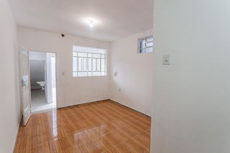 Studio para alugar com 25m², 1 quarto e sem vaga Studio para alugar com 25m², 1 quarto e sem vagaSala/Quarto