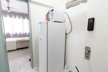 Cozinha de kitnet/studio para alugar com 1 quarto, 25m² em Centro Histórico, Porto Alegre