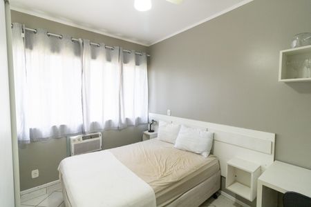 Sala/Quarto de kitnet/studio para alugar com 1 quarto, 25m² em Centro Histórico, Porto Alegre