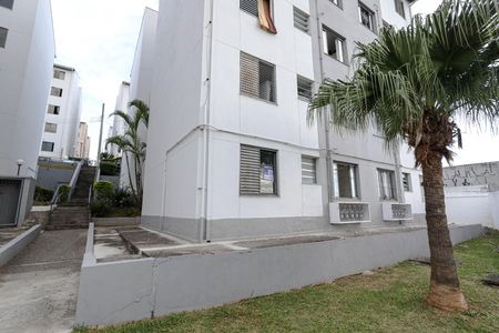 Apartamento para alugar com 49m², 2 quartos e 1 vaga Apartamento para alugar com 49m², 2 quartos e 1 vagaPlaquinha