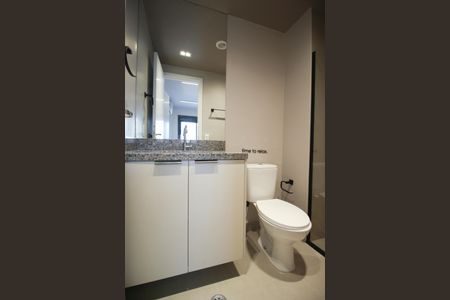 Apartamento para alugar com 26m², 1 quarto e sem vaga Apartamento para alugar com 26m², 1 quarto e sem vagaBanheiro