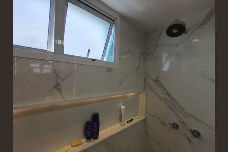 Apartamento para alugar com 244m², 3 quartos e 3 vagas