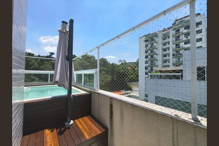 Apartamento para alugar com 244m², 3 quartos e 3 vagas