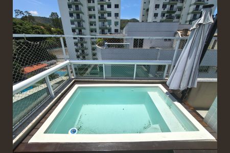 Apartamento para alugar com 244m², 3 quartos e 3 vagas