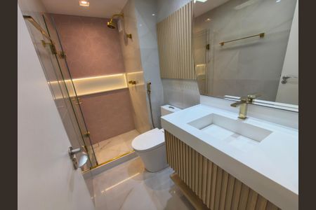 Apartamento para alugar com 244m², 3 quartos e 3 vagas